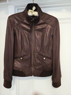 Leather Bomber Brown  Jacket - Women's Zip Front Made In China Size 6